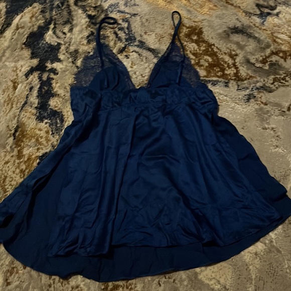 Victoria’s Secret Teal Lace Babydoll - Picture 5 of 6